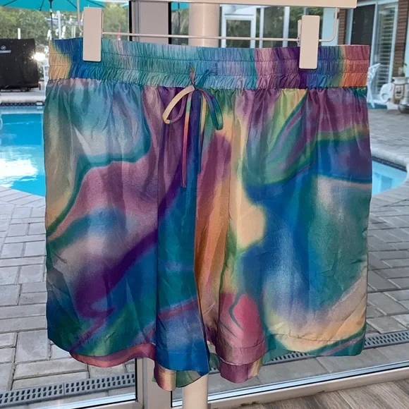 Johnny Was Merida marble silk short size medium. Fully lined with silk. Pockets